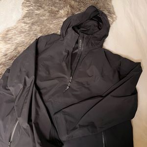 Lululemon waterproof hiking half zip